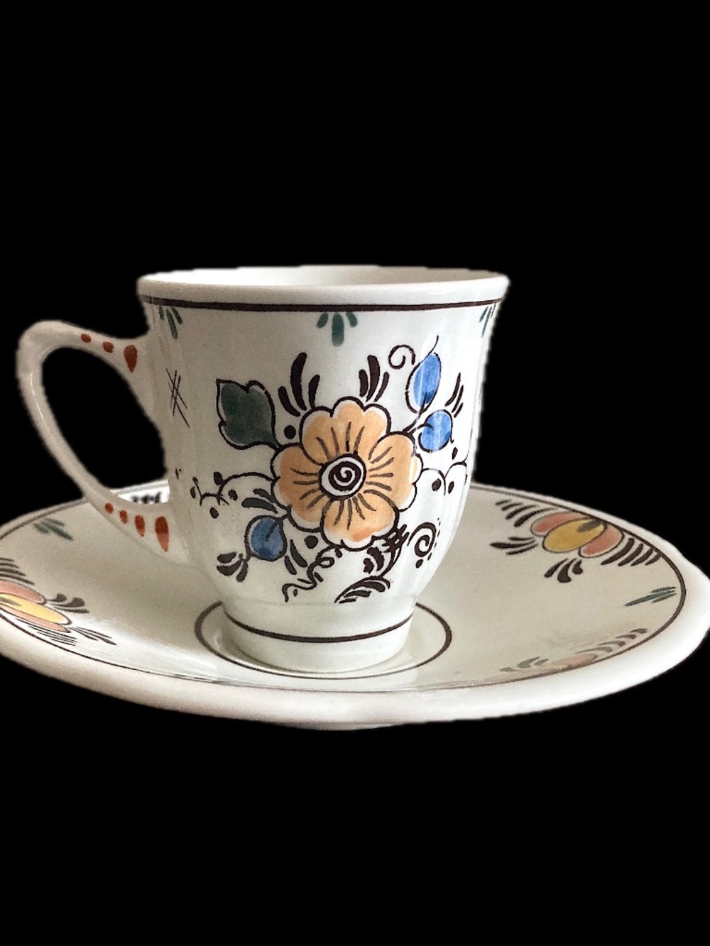 Royal Goedewaagen Delft Holland Hand Painted Demitasse Cup & Saucer Pattern 2269